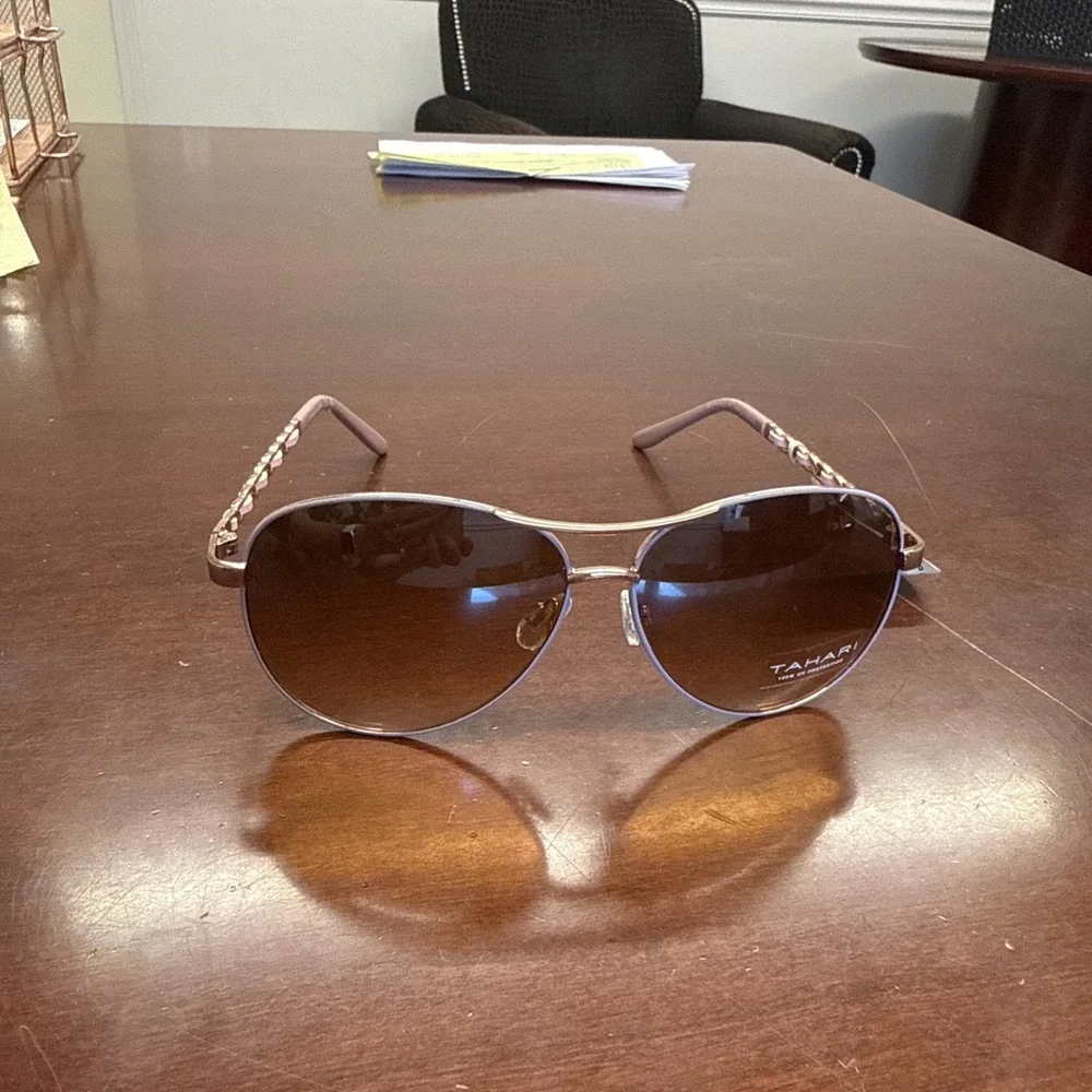 Tahari Sunglasses Aviator Pink Gold TH649 New with tag